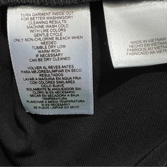 Anne Klein Black Blouse with Gold Logo Buttons Size: XL Great Condition! - Picture 6 of 8